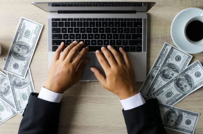 Ganhar dinheiro com blog: quanto um blog pode ganhar por mês?